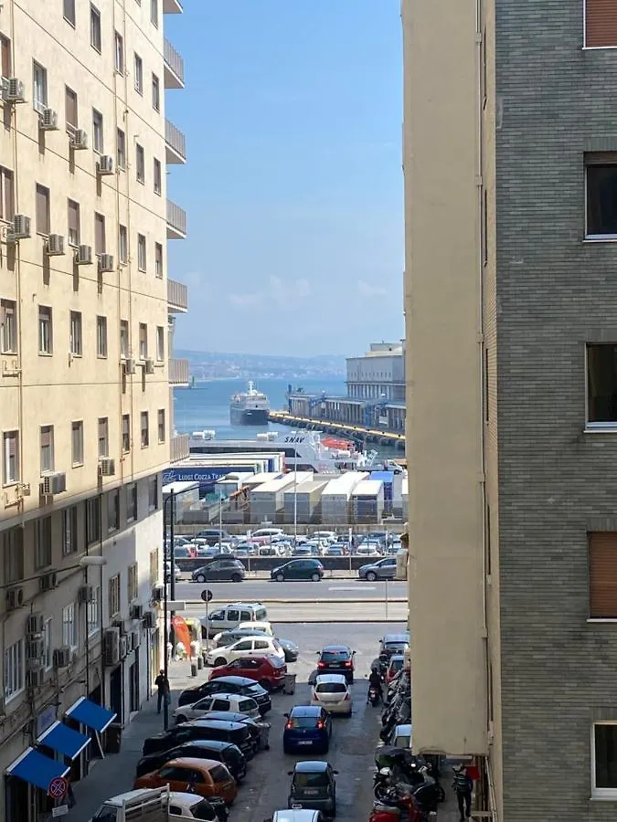 A Un Passo Dal Castello Maschio Angioino Appartment Neapel Lägenhet