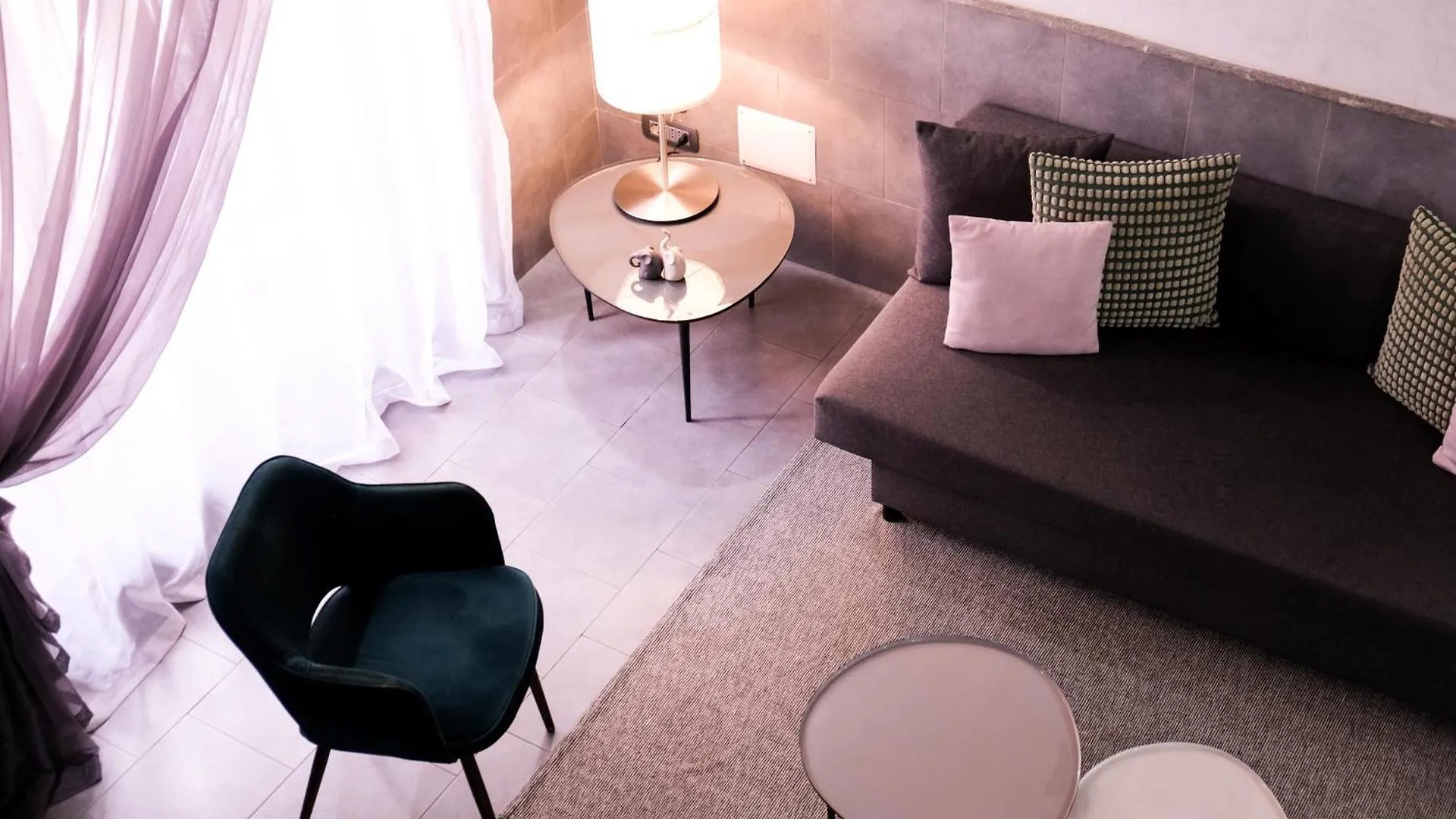 A Un Passo Dal Castello Maschio Angioino Appartment Neapel 0*,