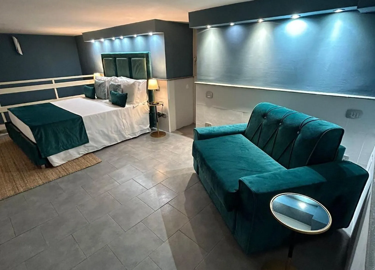 A Un Passo Dal Castello Maschio Angioino Appartment Neapel