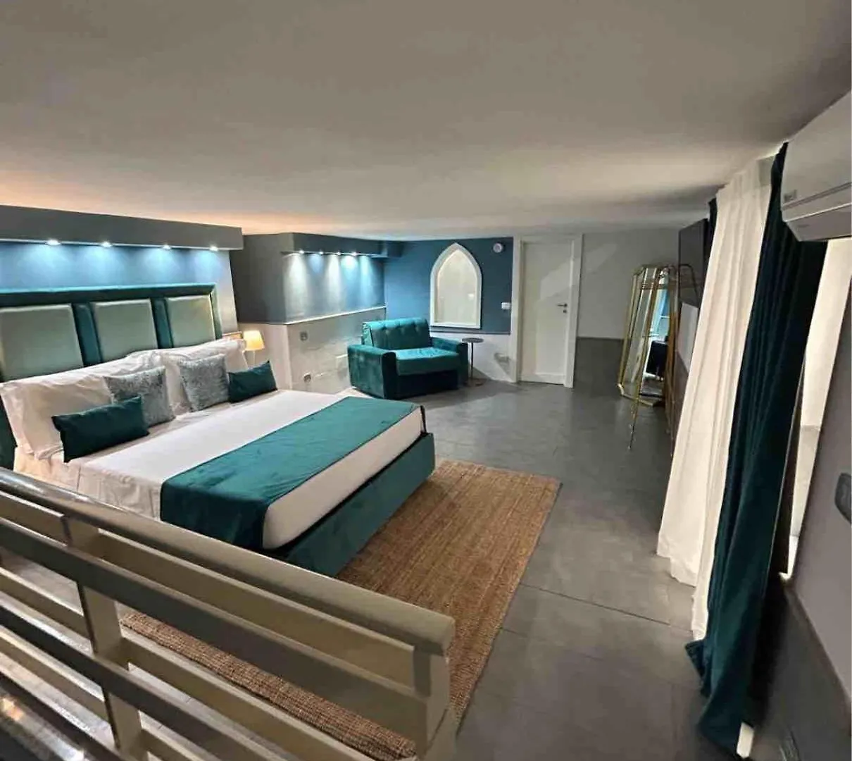 A Un Passo Dal Castello Maschio Angioino Appartment Neapel Italien